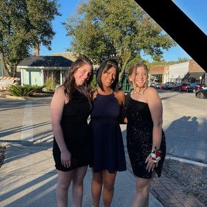 Meet your Posher, Crystal